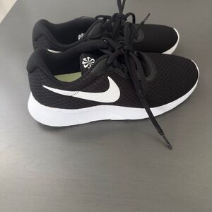 Nike Black and White Athletic Shoes